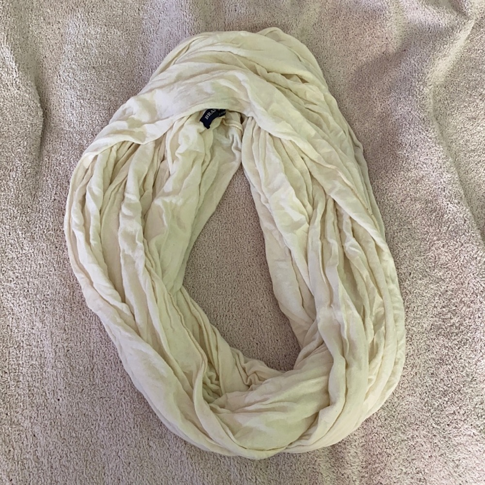 Brandy Melville Infinity Scarf